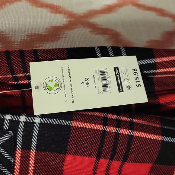 Women's Hooded Plaid Shirt - Picture 2 of 3